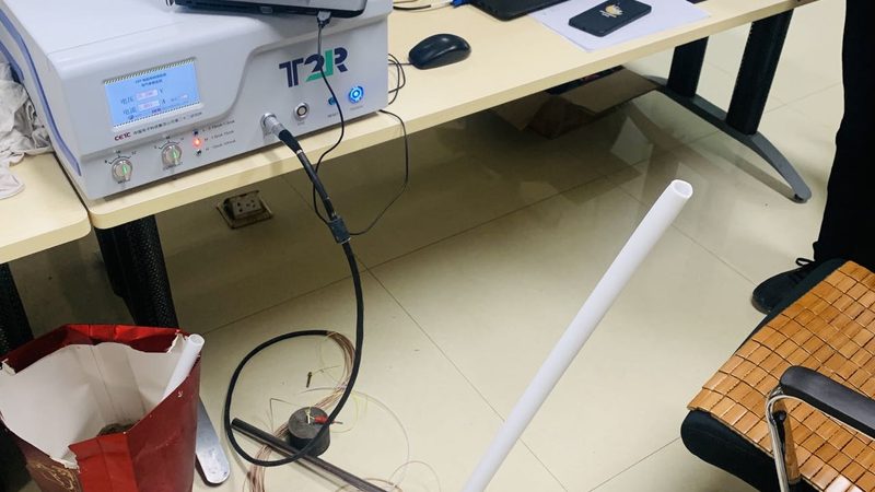 在查找芯片规格时，重点关注以下关键参数：
